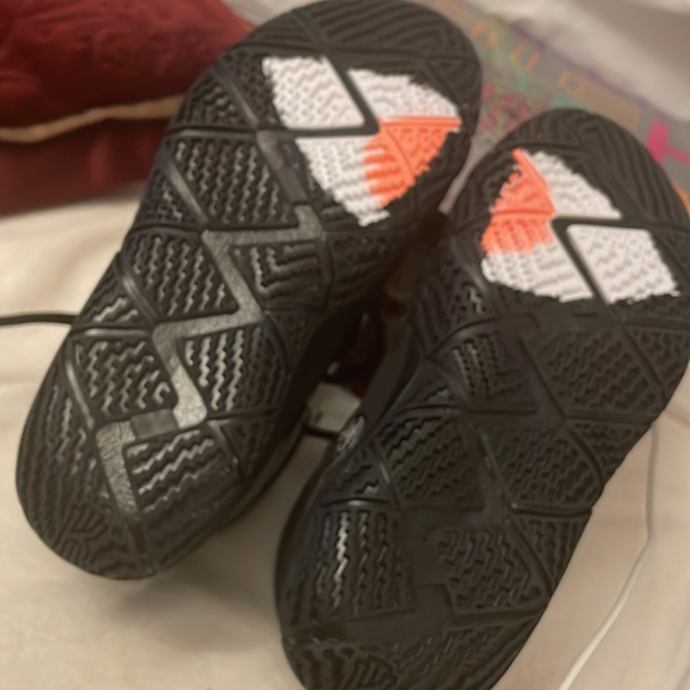 Kyrie Irvin’s Little boy size One BRAND NEW AND NEVER WORN
